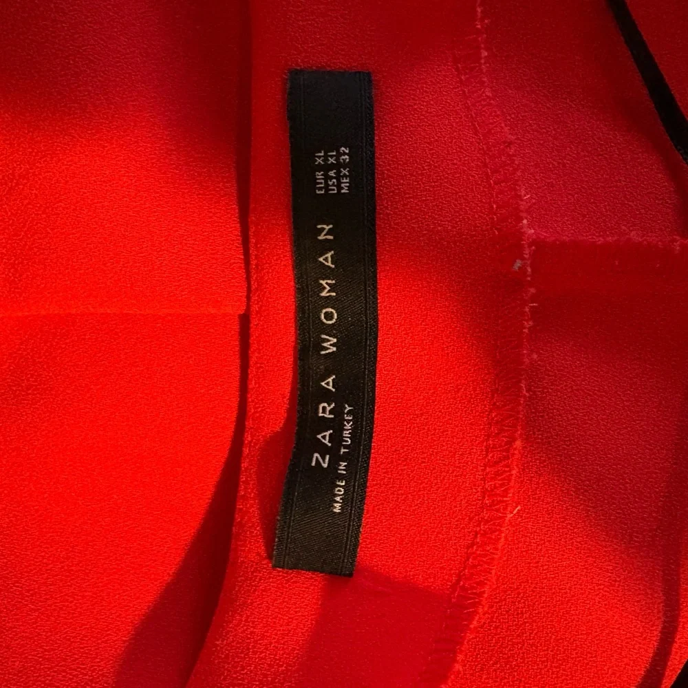 Zara Red V-Neck Dress - Picture 3 of 3